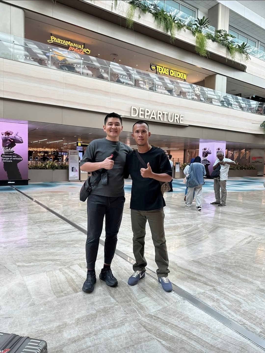 Momen Perpisahan dan Pengantaran Mr. Pung di Bandara — FC FARM Medan